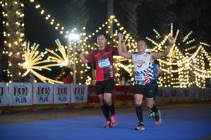 BIB: 100, 24524, 43307, 0531
                            <button type="button" onclick="openModal(21553390)" class="btn btn-primary btn-sm float-right btn-popup" data-toggle="modal" data-target=".modal-high-quality">
                        <i class="fas fa-shopping-cart"></i> Add to Cart
                    </button>
                                            <button type="button" onclick="isThisMe(21553390, true)" class="btn btn-success btn-sm float-right btn-popup btn-isme hidden" data-toggle="tooltip" data-placement="bottom" title="นี่คือรูปของคุณใช่ไหม คลิกที่นี่เพื่อเอาเข้าอัลบั้ม">
                        <i class="fas fa-plus"></i> Add to album
                    </button>
                    <button type="button" onclick="isThisMe(21553390, false)" class="btn btn-warning btn-sm float-right btn-popup btn-isnotme hidden">
                        <i class="fas fa-ban"></i> Remove from album
                    </button>